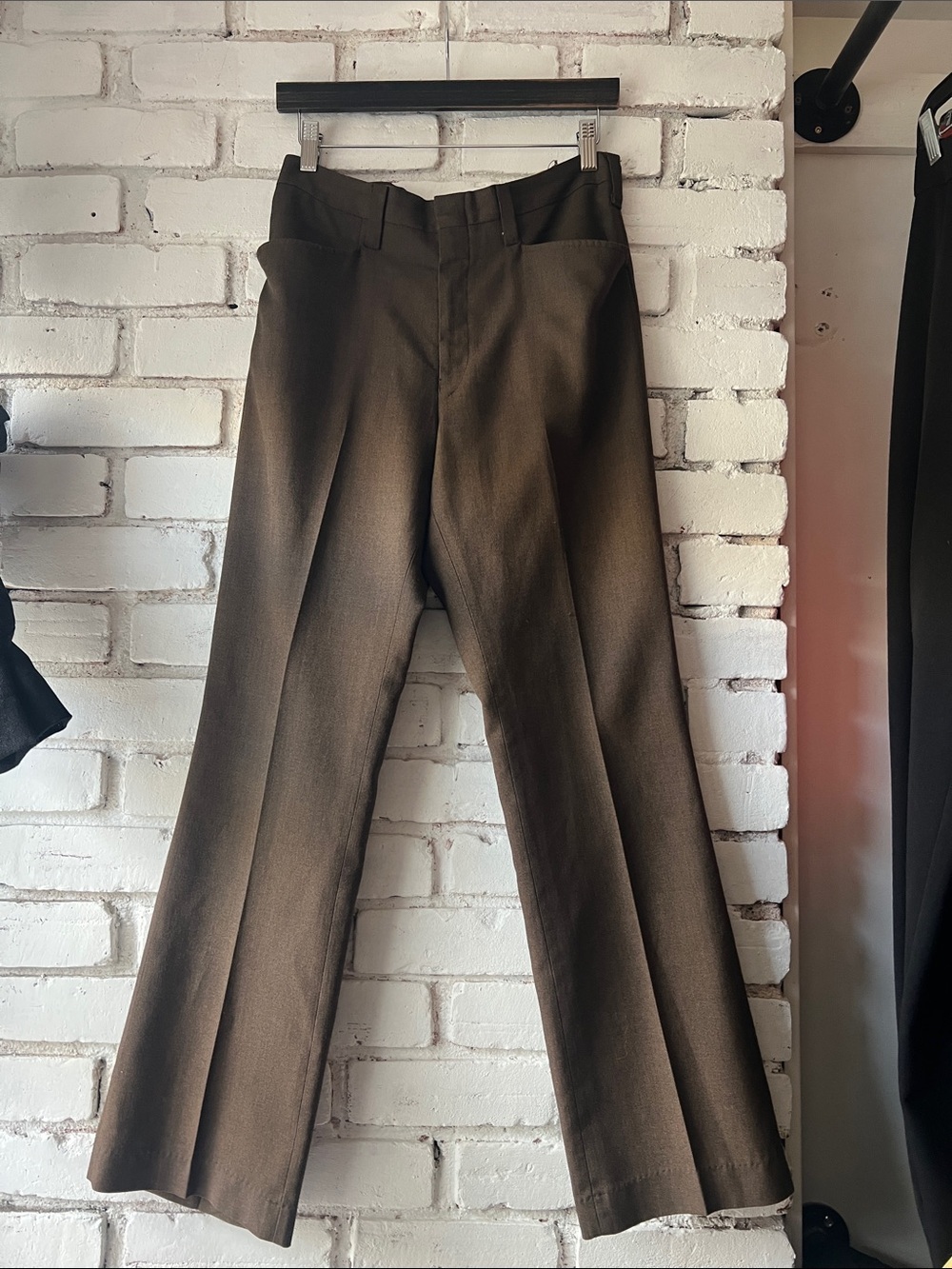 Brown Straight-Leg Trousers casual menswear mid rise trouser pleated​